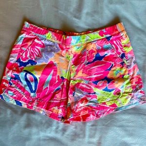 Lilly Pulitzer size XS shorts